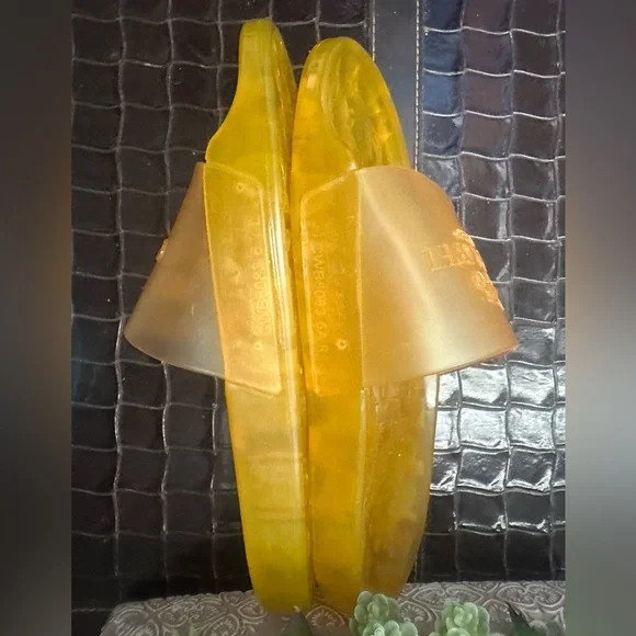 COACH Ulyssa Pool Slide Jelly Sandals Women Size 6 - Picture 2 of 5